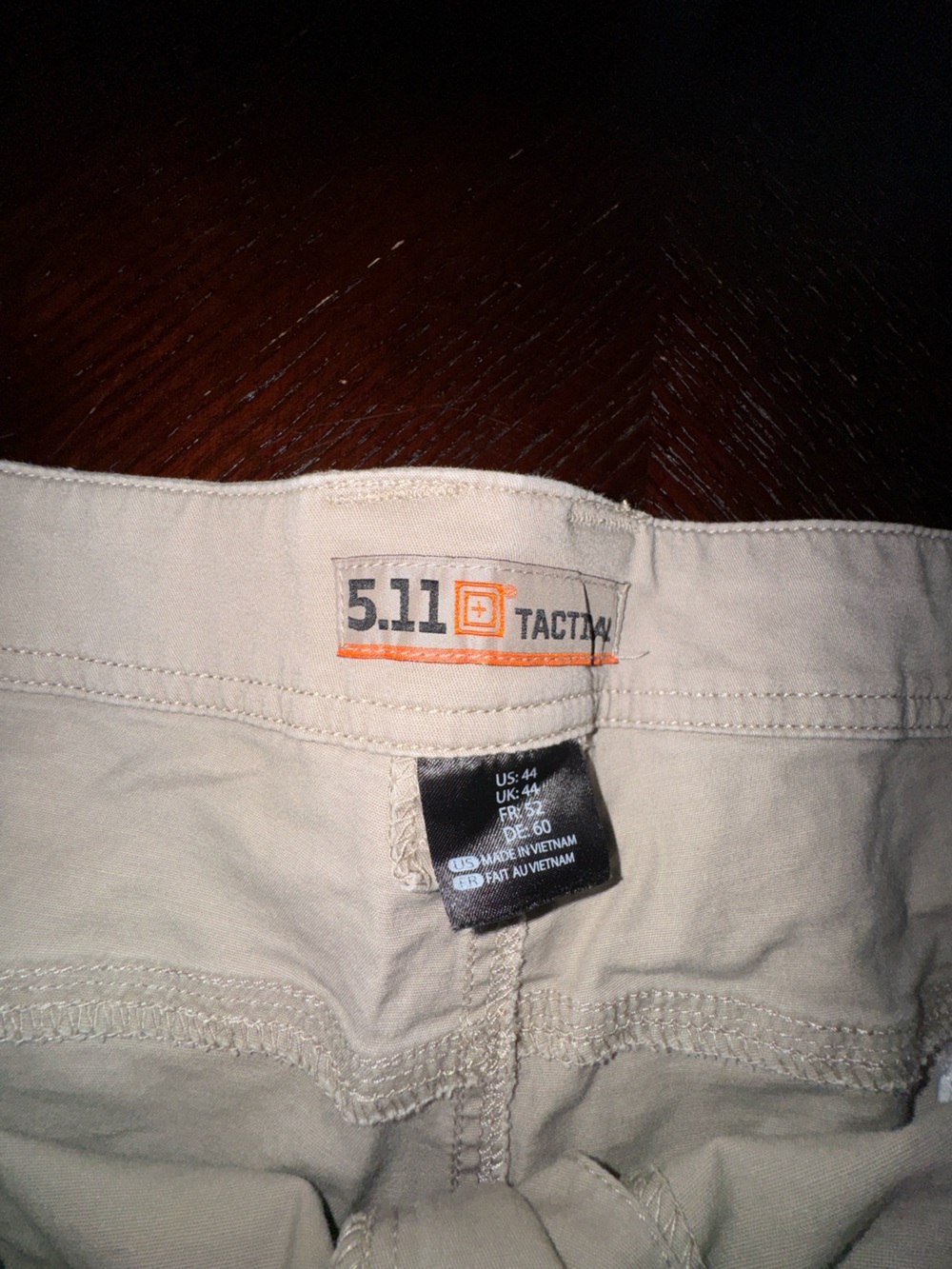 5.11 Tactical Men's Shorts, Beige, Size 44, 9” Inseam - Picture 5 of 5